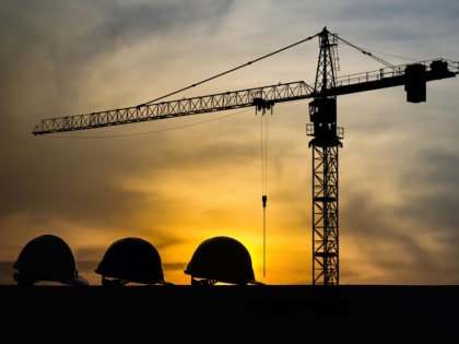 Вице-спикер Госдумы и зампред правительства Воронежской области проверили строительство нового корпуса районной больницы