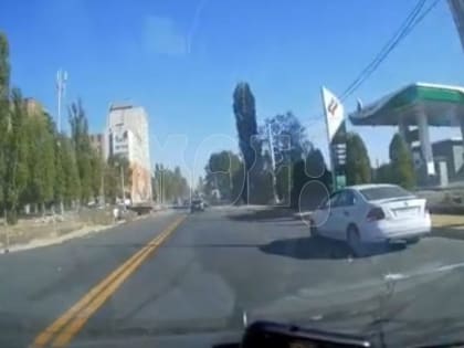 Воронежцы выражают недовольство состоянием новой дороги