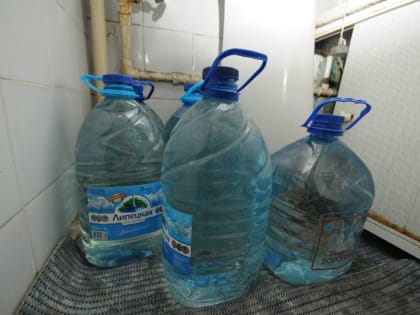 Воронежцы смогут бесплатно набирать артезианскую воду