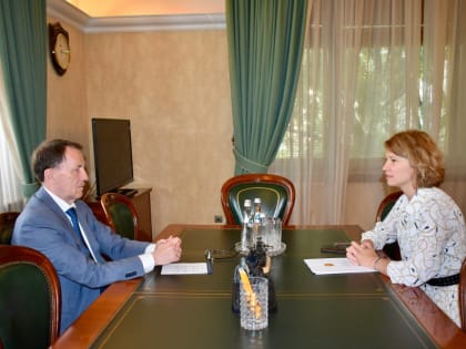 Железная хватка Гордеева: Оксана Лут отчиталась перед бывшим шефом