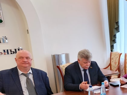 В постоянных комиссиях Совета народных депутатов завершились мероприятия по подготовке к отчетной сессии районного Совета