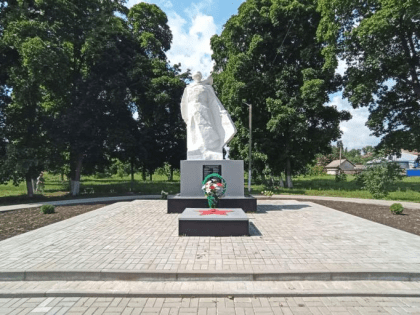 История Братской могилы № 376 в Грибановском районе