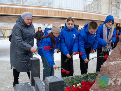 Сегодня в Нововоронеже почтили память военнослужащих, которые исполняли свой долг за пределами Отечества