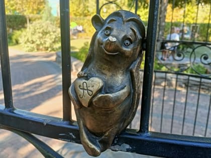 В Воронеже установлены скульптуры ежей ко Дню города