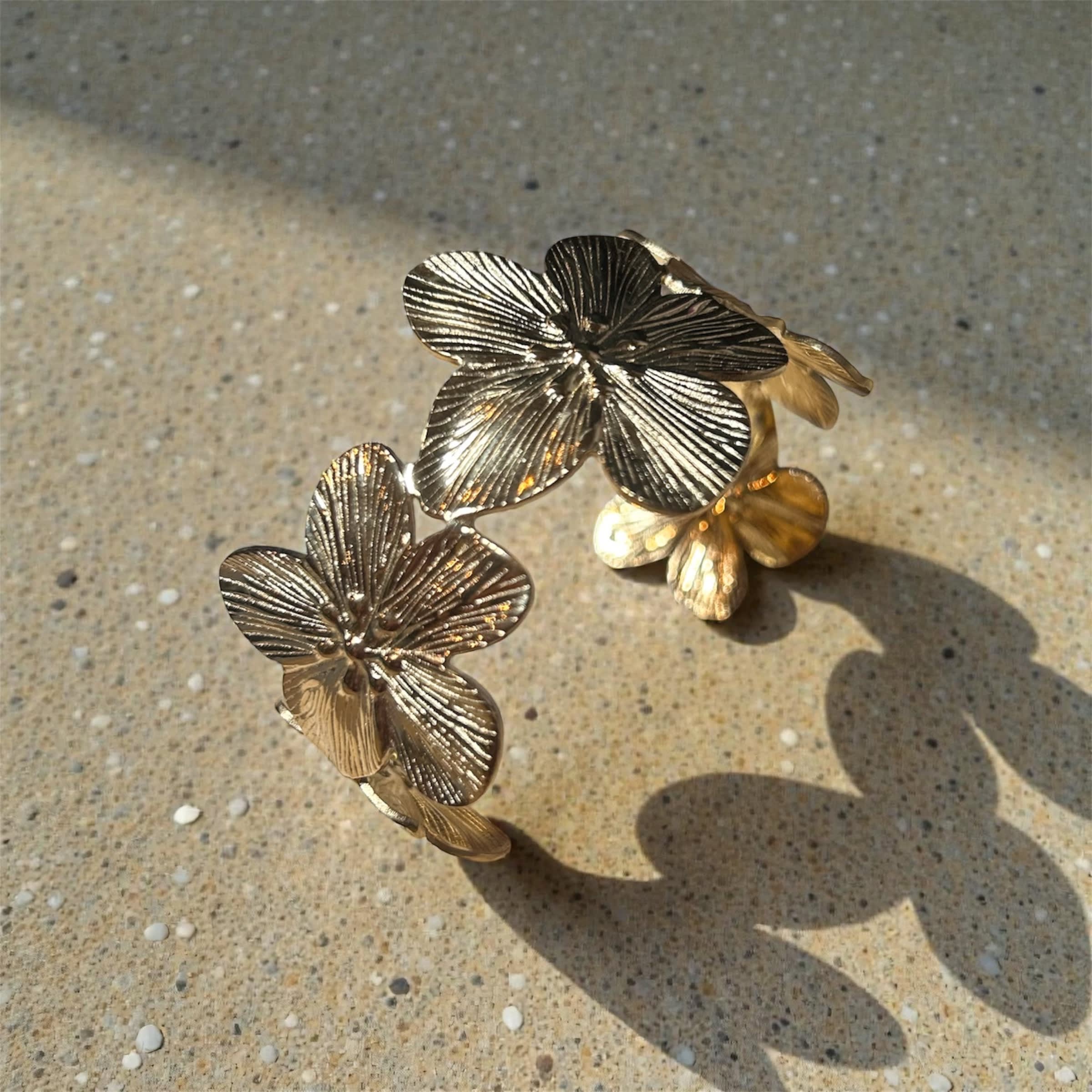 Bracelet Manchette Fleurs de Tiaré