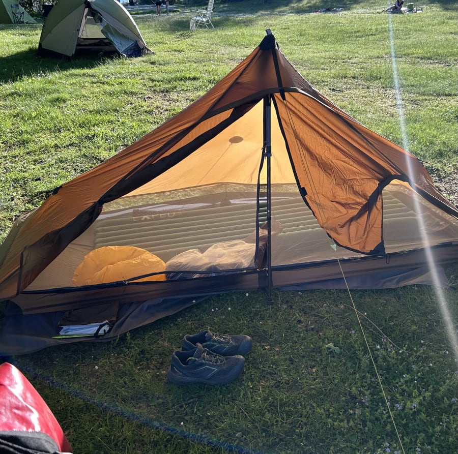 Tent: Lanshan Pro 1 SilNylon (690g: tent only, 752g: tent and stuff sack)