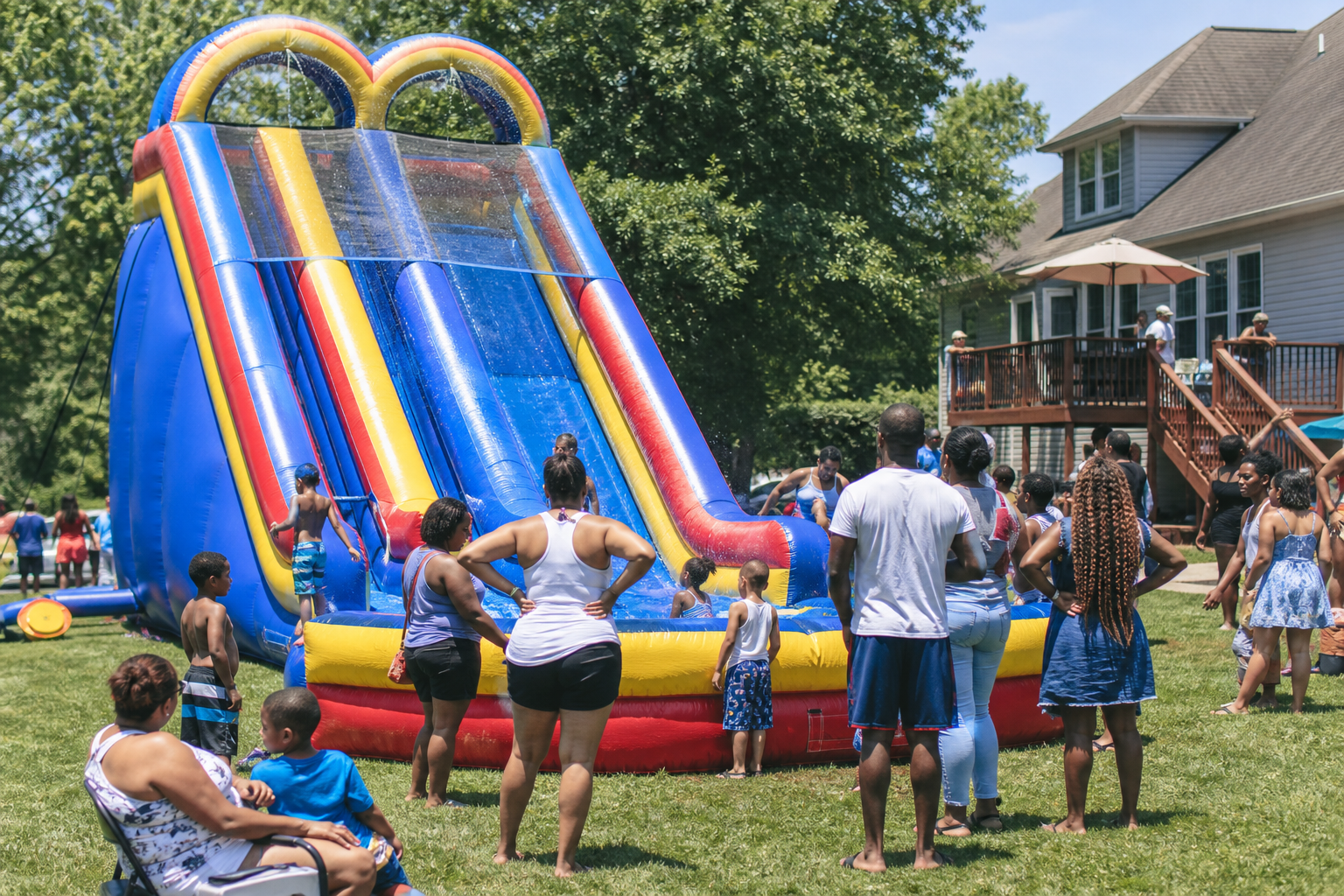 Water Slide Rental Cost Near Me: Pricing and Planning Guide