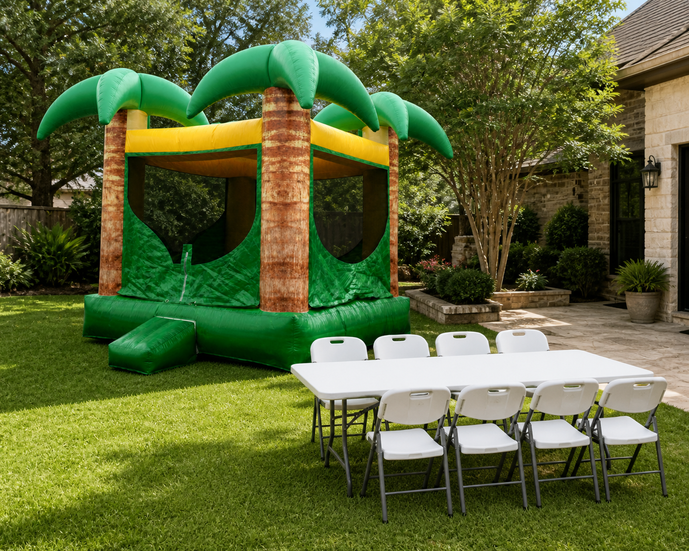 Palm Tree 15' X 15' Bounce House + Table & 8 Chairs