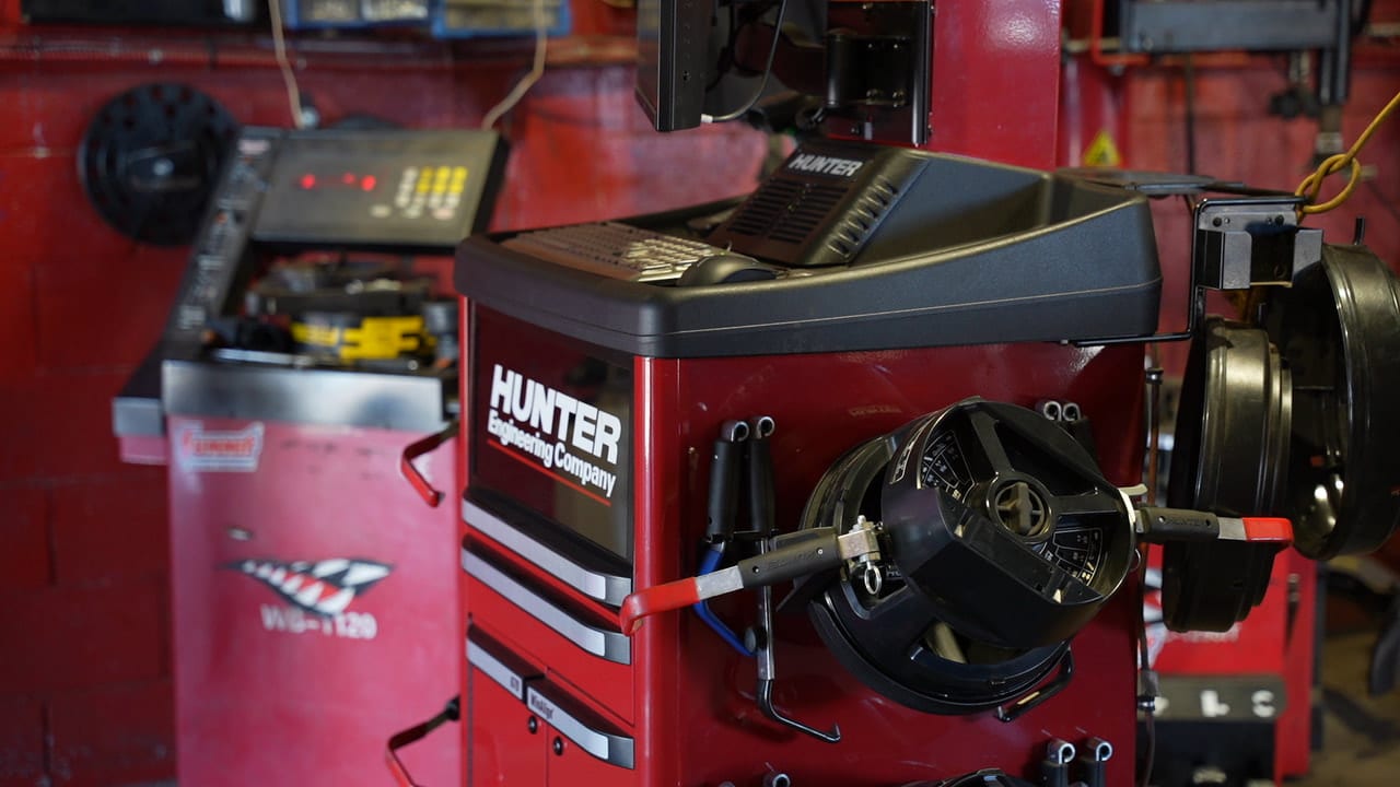 Professional wheel alignment service in North York