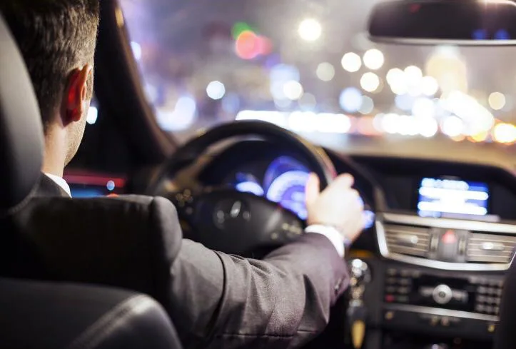 Chauffeur LAHJOUJI TOURS