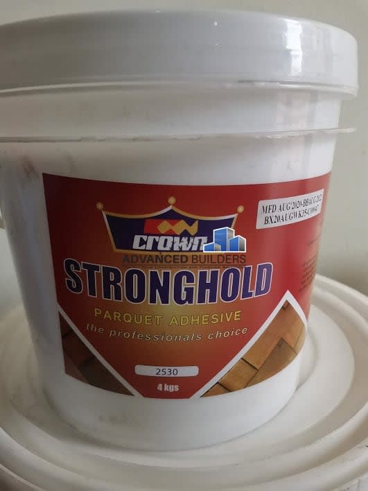 Crown stronghold tile adhesive 4ltrs thumbnail 1
