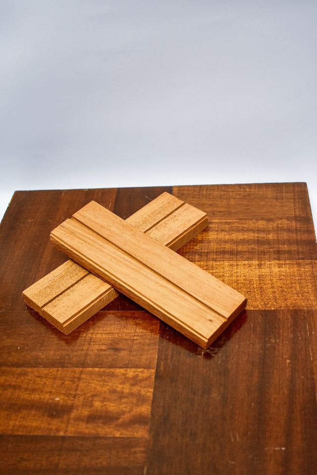 Mahogany Wood Block Per 2.1 Square Meter thumbnail 1