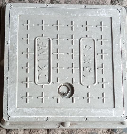 Fibre Manhole Cover thumbnail 3
