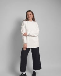 365.APParel Basic Longsleeve Off White — woman, full body front, smiling, studio