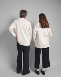 365.APParel Basic Longsleeve Off White — women's lifestyle photo 4