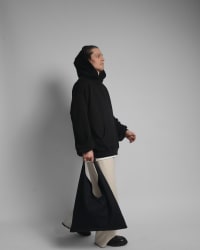 365.APParel Oversize Hoodie Black — men's lifestyle photo 6