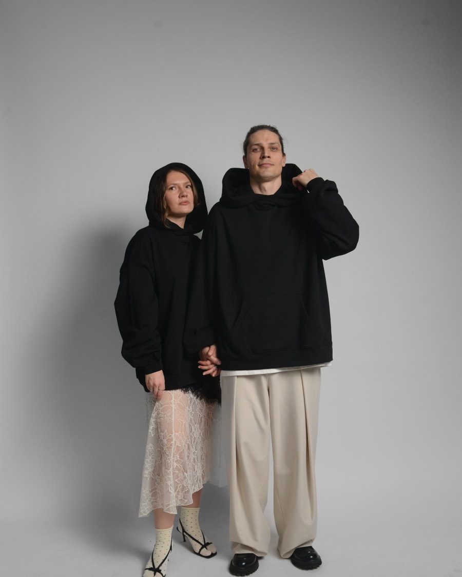 365.APParel Oversize Hoodie Black — couple lifestyle photo 1
