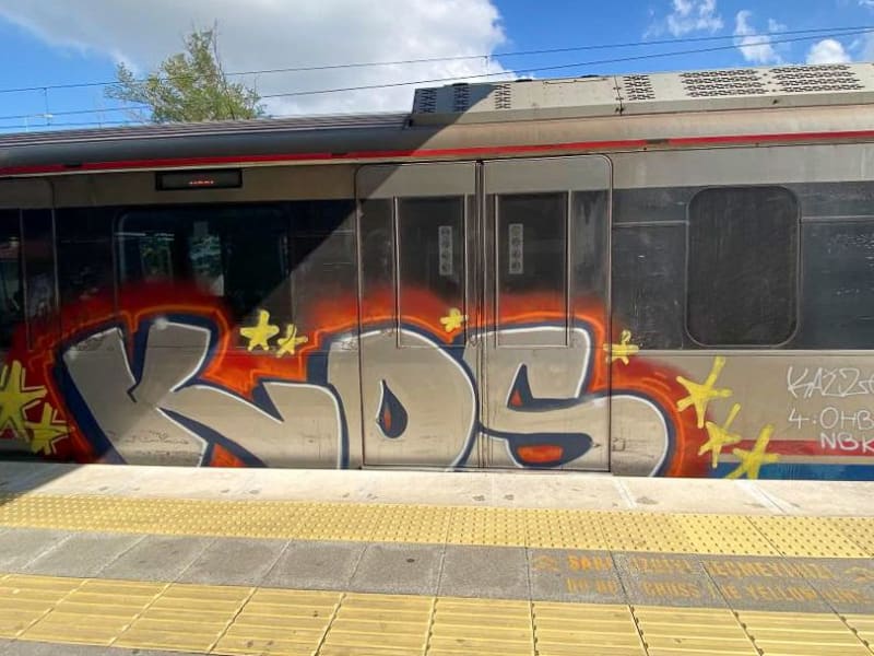 KOS (KOS) Graffiti - Marmaray, İstanbul - Walls of Türkiye