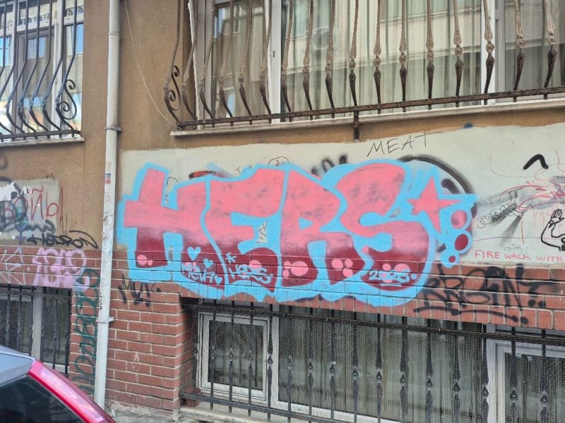 hers, MEVA Graffiti - Kadıköy, İstanbul - Walls of Türkiye
