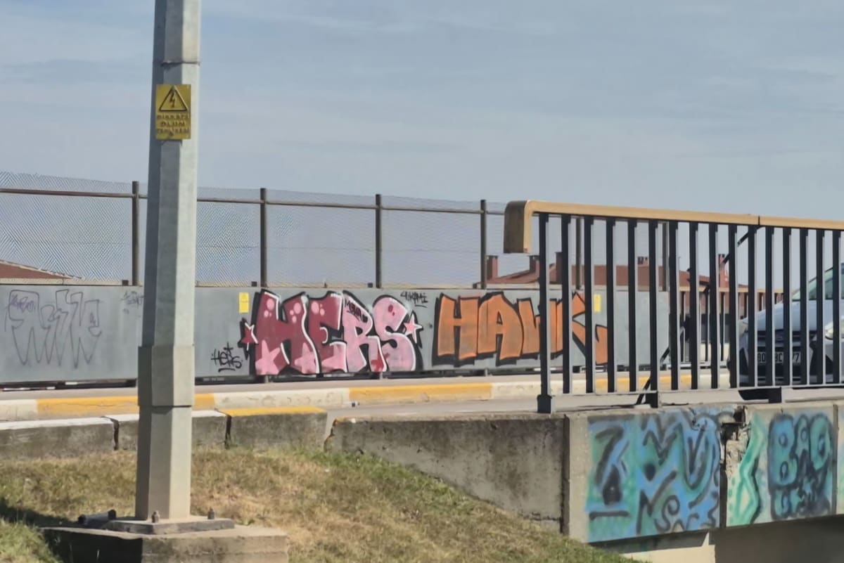 hers, HAWK Graffiti - ALTIEYLÜL, BALIKESİR (2026) - Walls of Türkiye