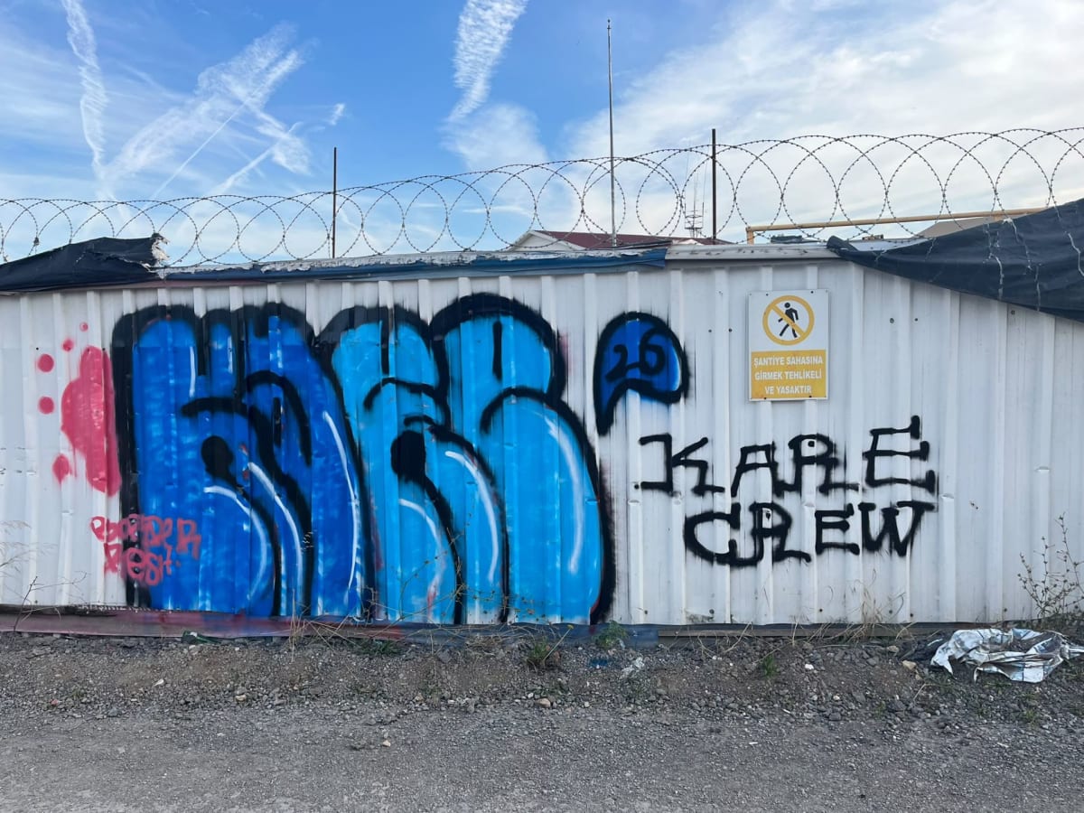 Rash, border (KARE) Graffiti - TUZLA, İstanbul (2026) - Walls of Türkiye