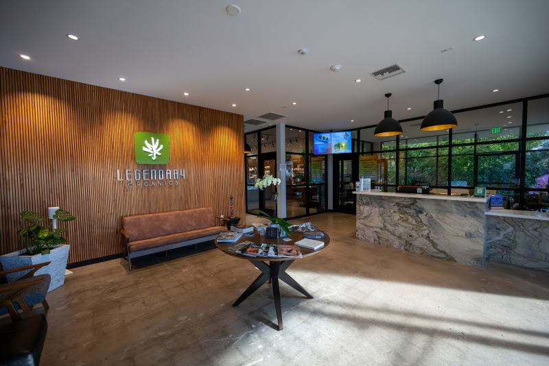 Legendary Organics Thousand Oaks Interior