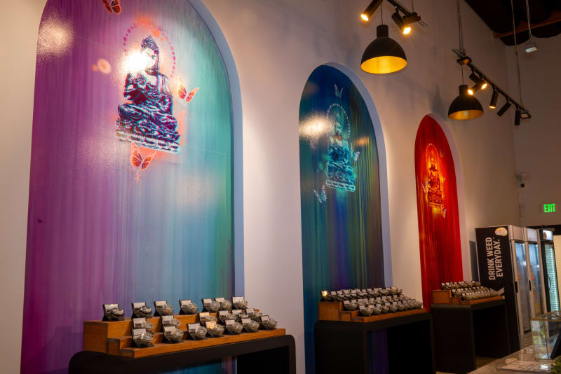 Cannabis products in Thousand Oaks