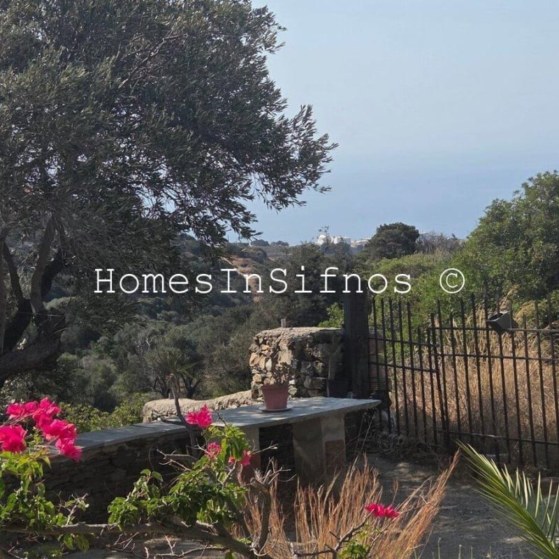 Charming Traditional Style Retreat(House)For Sale - 9