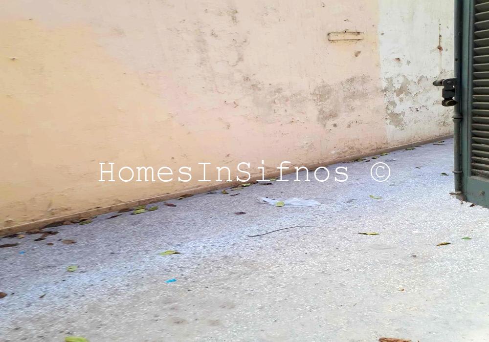 Athens Gr Agios Nikolaos Semi Basement Studio For Sale - 2
