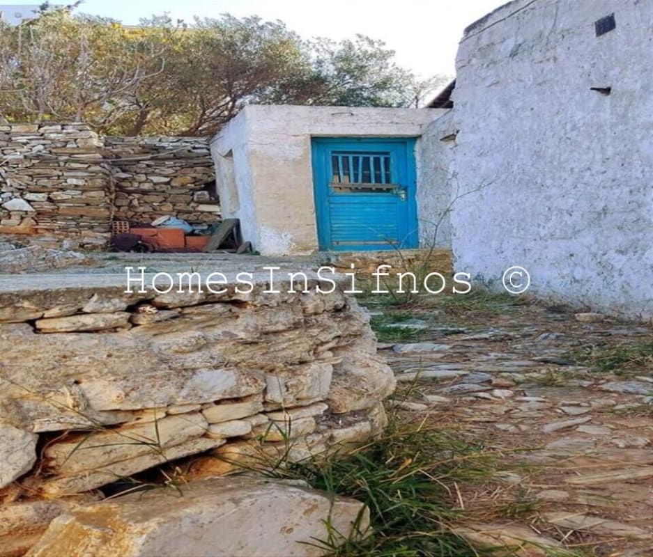 Katavati Land & Old Buildings For Sale - 7
