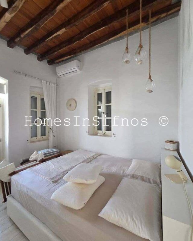 Artemonas Traditional House For Sale - 24