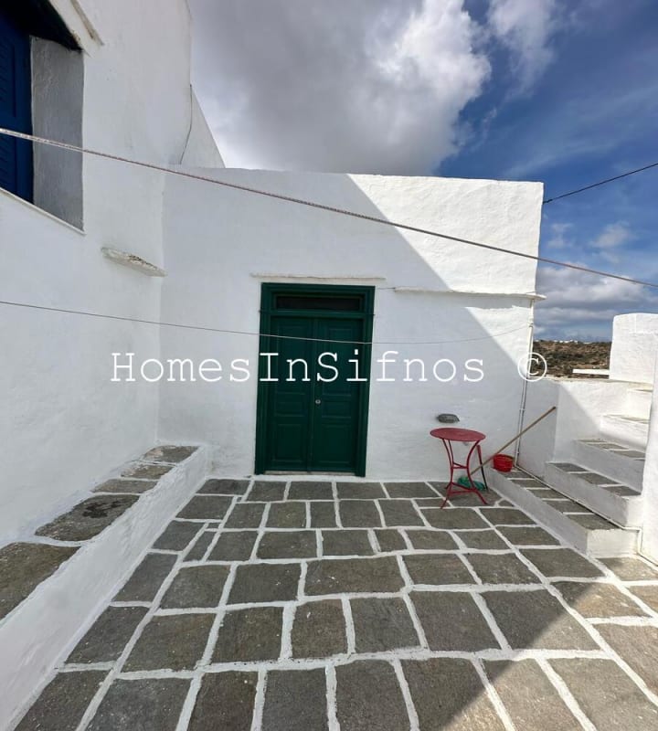 Apollonia Traditional House For Sale