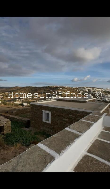 Apollonia Traditional House For Sale - 10