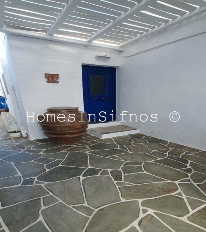 Apollonia Commercial Property For Rent - 4