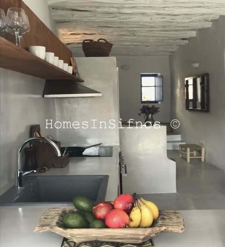 For Sale:Restored 15th Century Residence In Kastro, Sifnos - 8