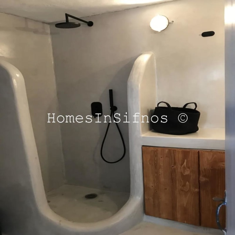 For Sale:Restored 15th Century Residence In Kastro, Sifnos - 15