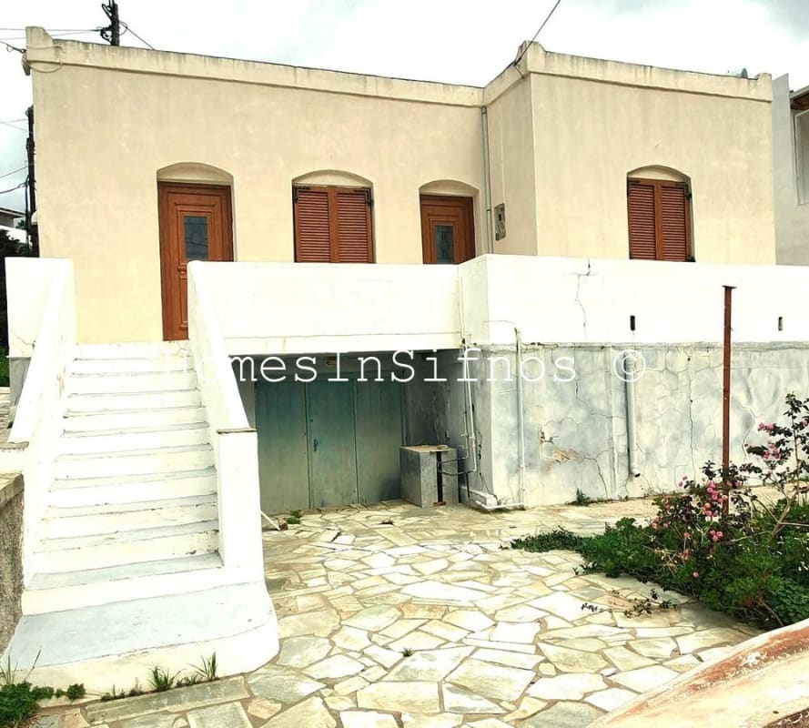Vathi Seaside Two Storey House For Sale - 9