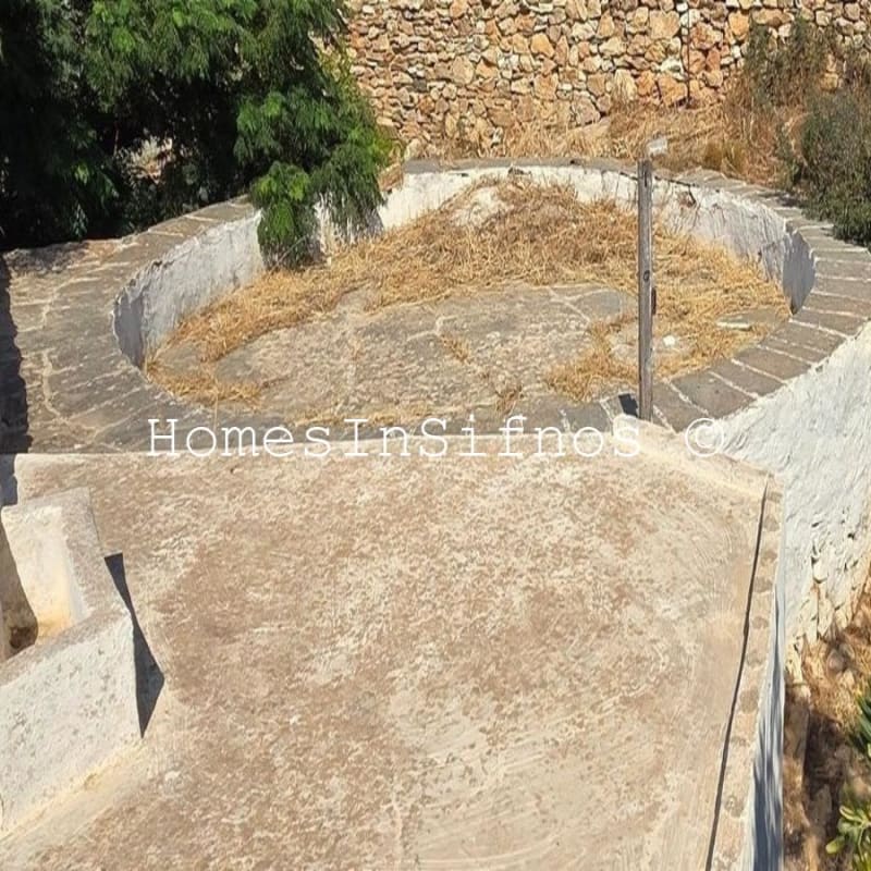 Artemonas Land & Stone Buildings For Sale - 8