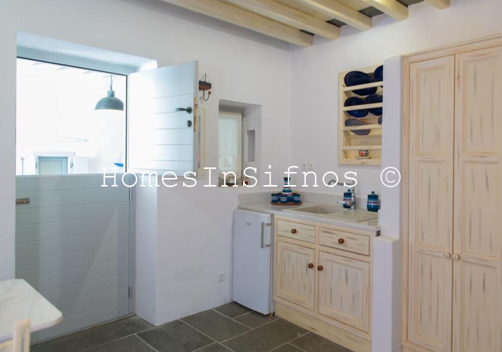 Kamares House For Sale - 15