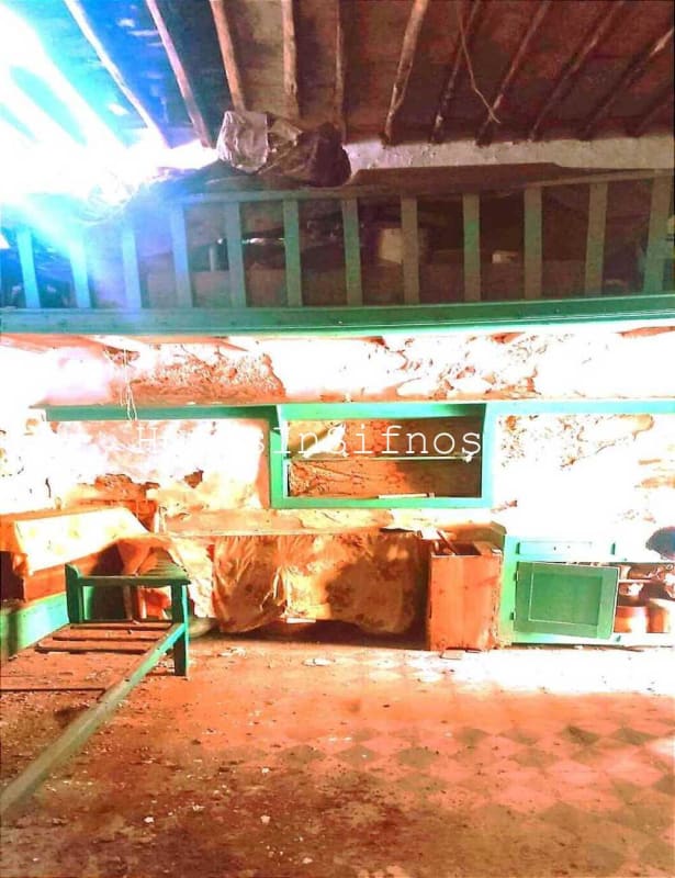 Artemonas Commercial Property For Rent - 6