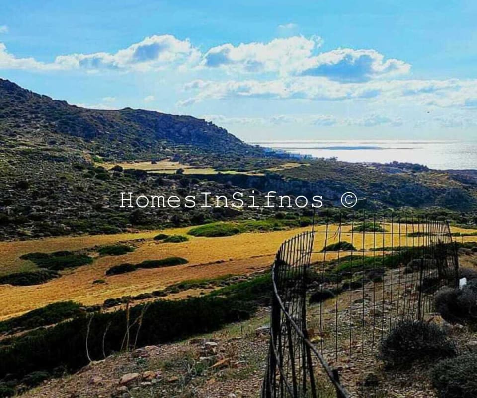 Milos Gr Halakas Land For Sale - 2