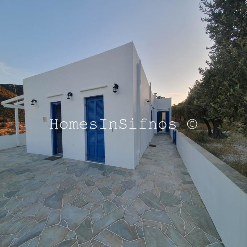 Detached House For Rent