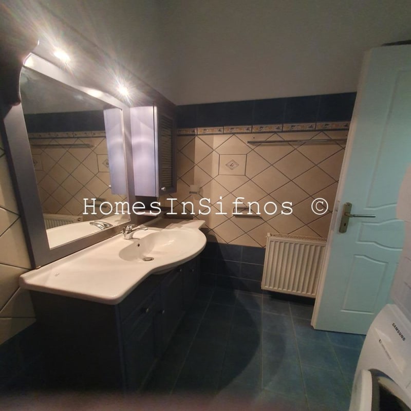 Detached House For Rent - 8