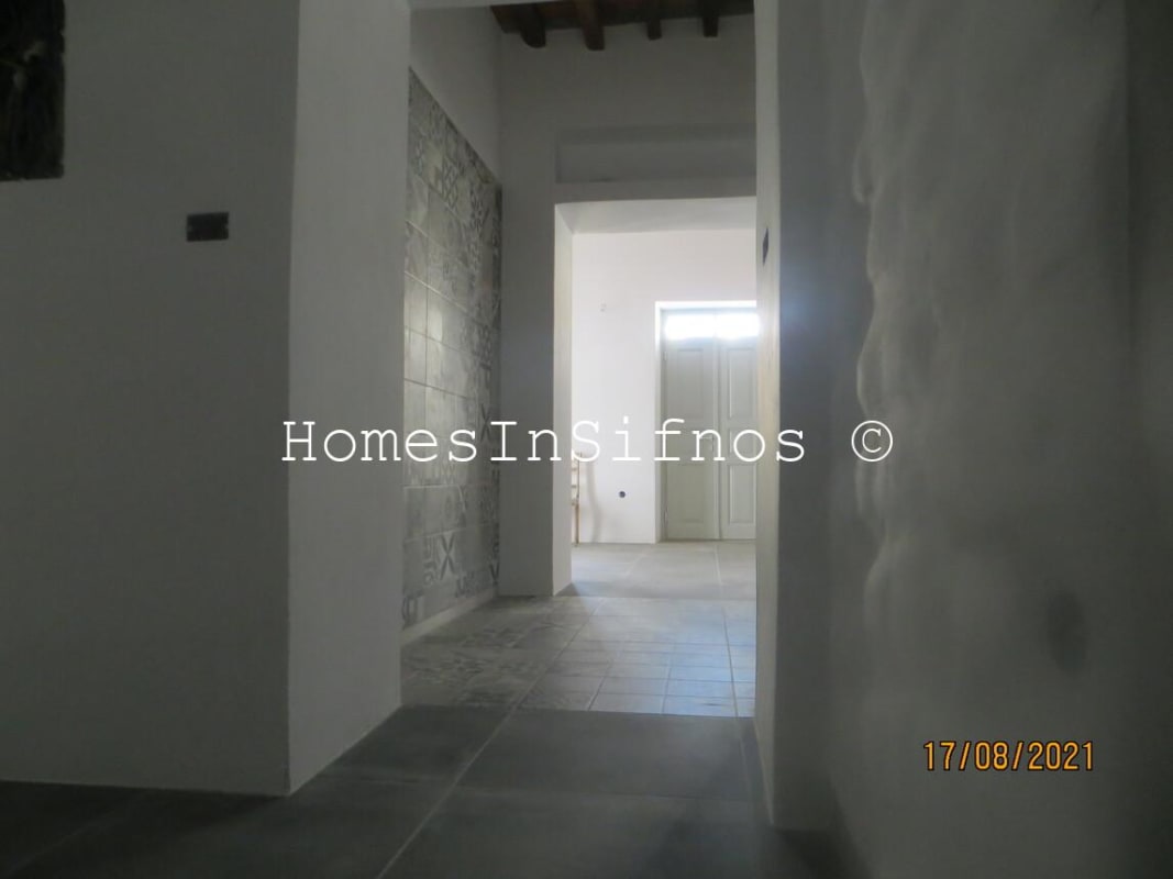 Katavati Detached House For Sale - 11