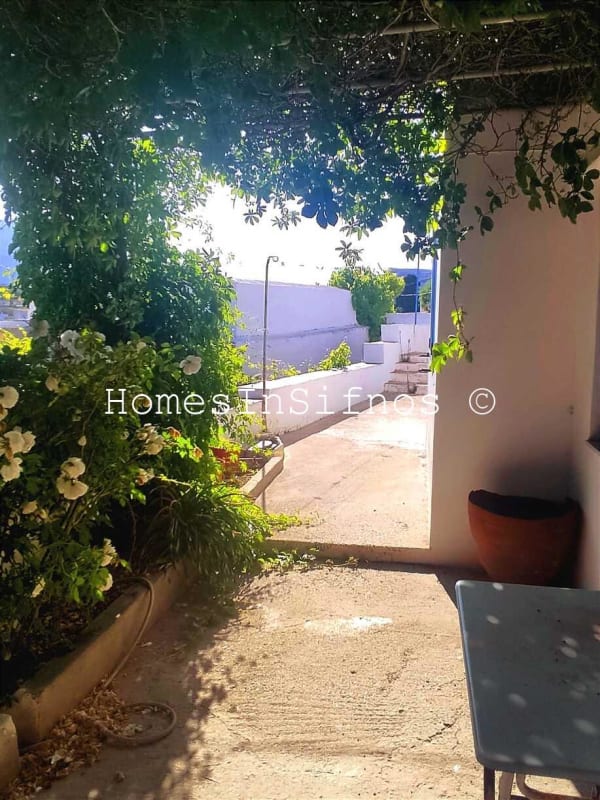 Artemonas House For Sale - 2
