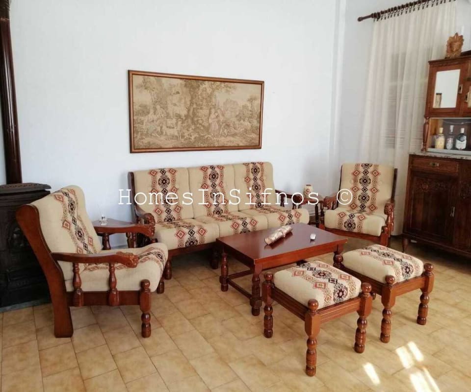Apollonia Detached House For Rent - 2