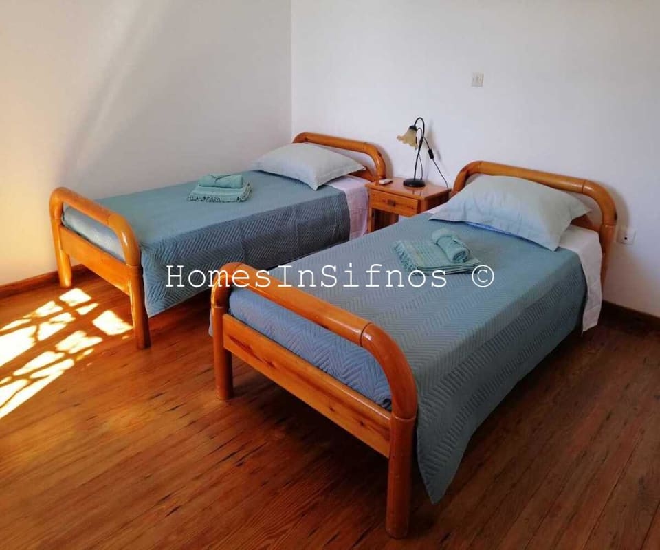 Apollonia Detached House For Rent - 7