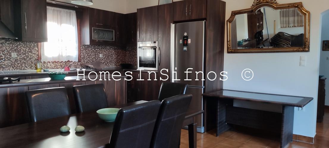 Artemonas House For Sale - 32