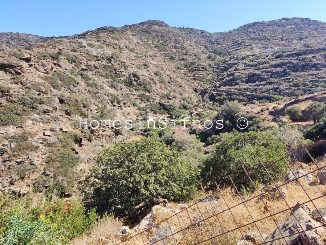 Kamares Land For Sale - 4