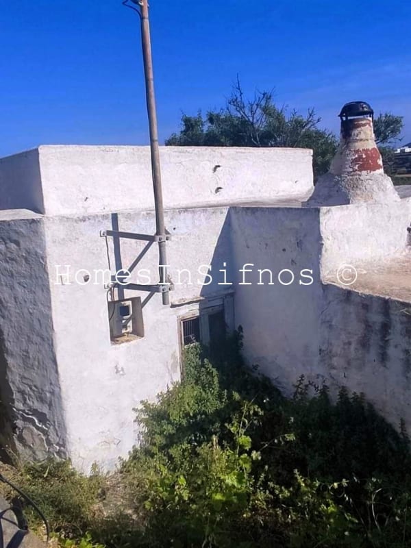 Artemonas House For Sale - 1
